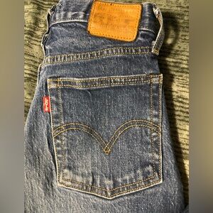 Levi’s wedgie button fly jeans